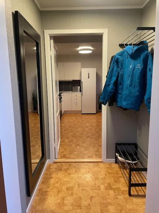 Leilighet I Rolig Gate Med Utsikt Og Gratis Parkering Tromso Luaran gambar